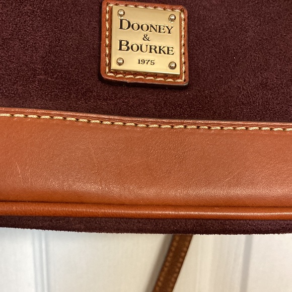 Suede Burgundy and Brown Dooney and Bourke - Picture 4 of 10